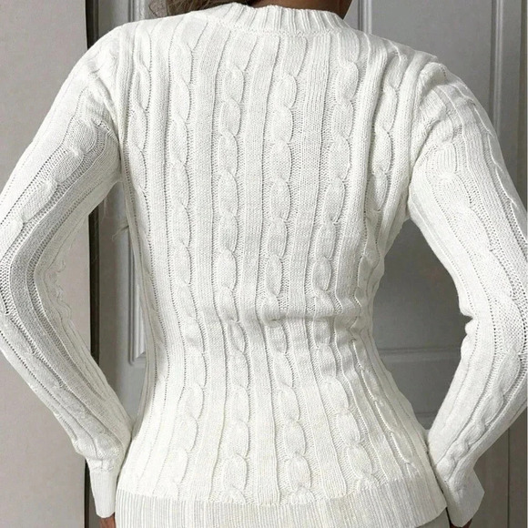 White Casual Women's Lightweight Cable Knit Long Sleeve Cropped Sweater - Picture 2 of 5